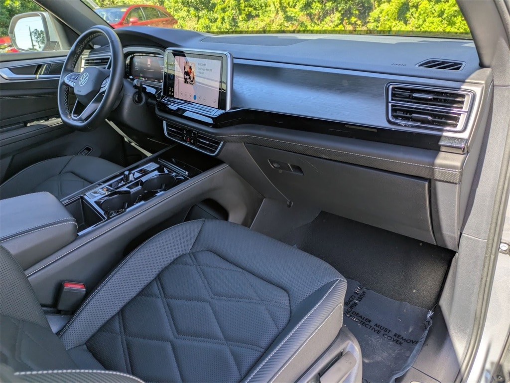 Thumbnail: 2025 Volkswagen Atlas - 32