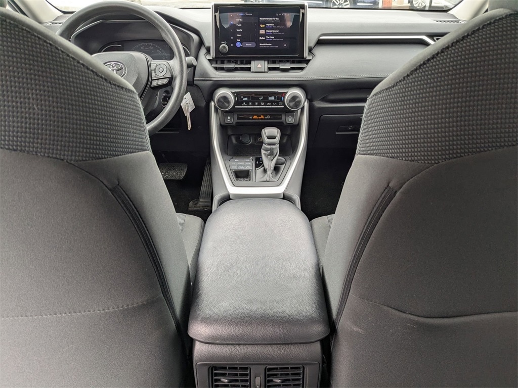 Thumbnail: 2025 Toyota RAV4 - 30