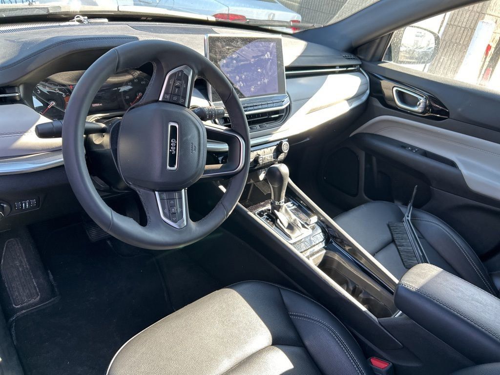 Thumbnail: 2025 Jeep Compass - 8