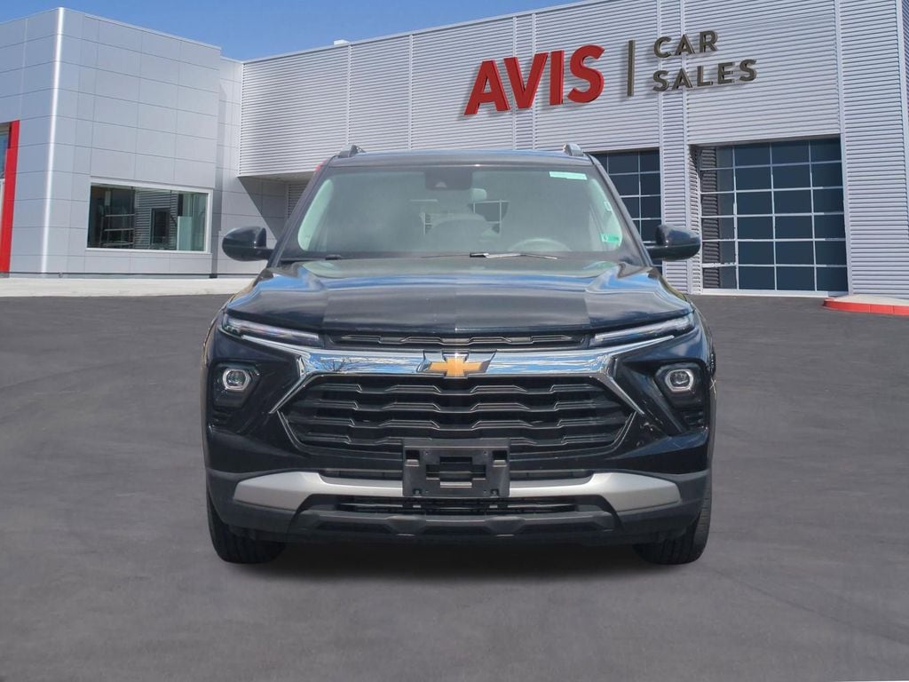 Thumbnail: 2025 Chevrolet TrailBlazer - 2