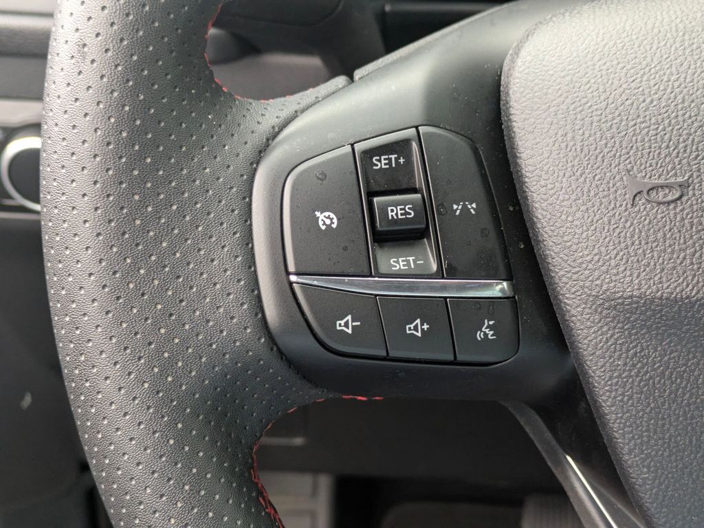 Thumbnail: 2025 Ford Escape - 21