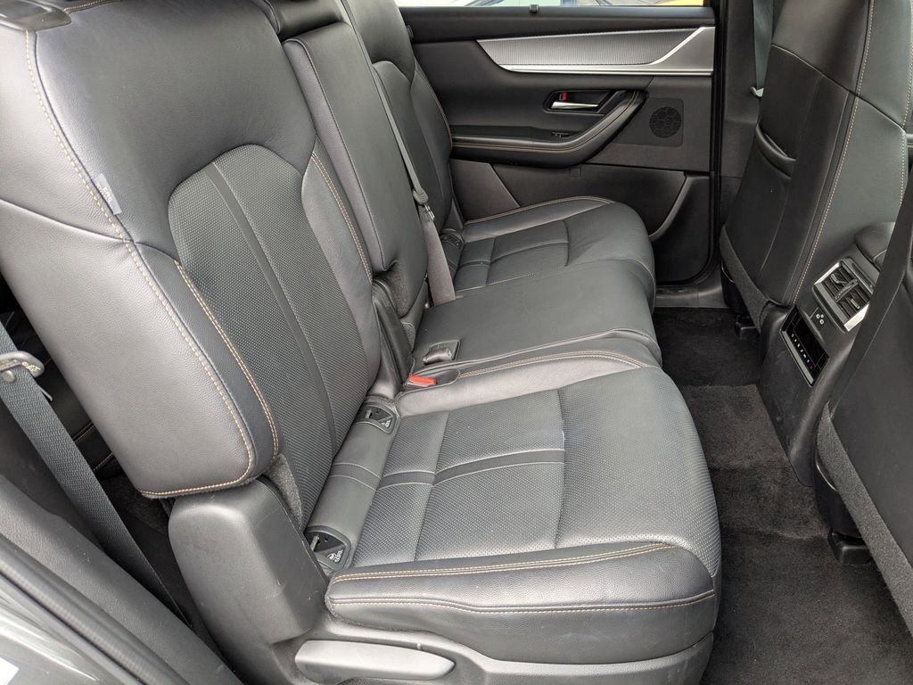 Thumbnail: 2024 Mazda CX-90 - 30