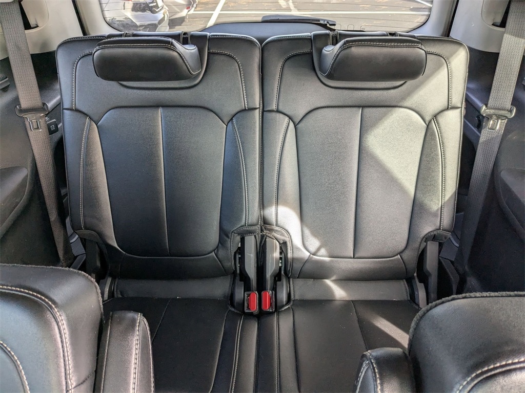 Thumbnail: 2023 Jeep Grand Cherokee L - 25