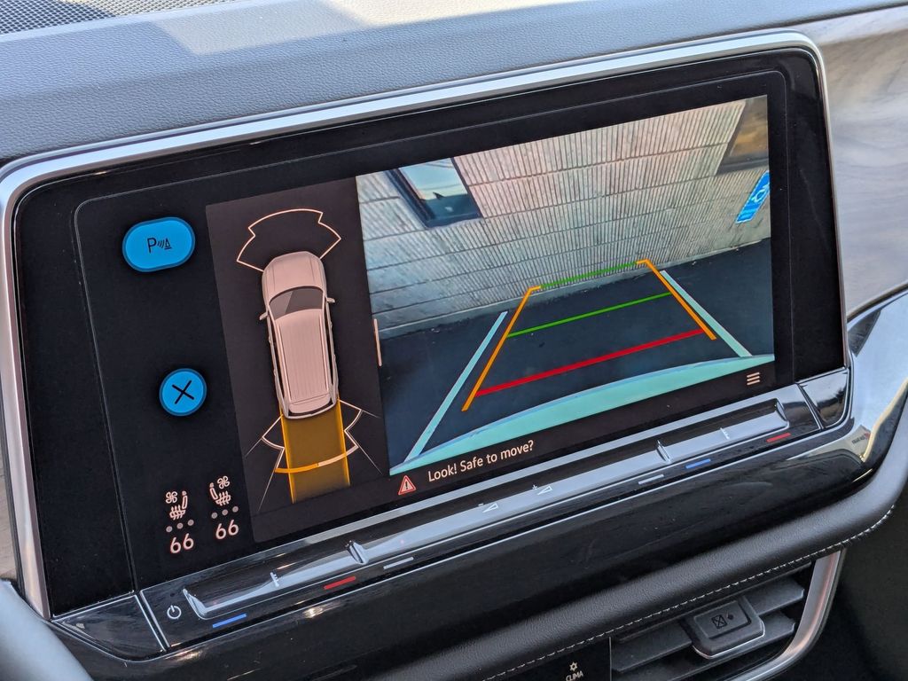 Thumbnail: 2025 Volkswagen Atlas - 22