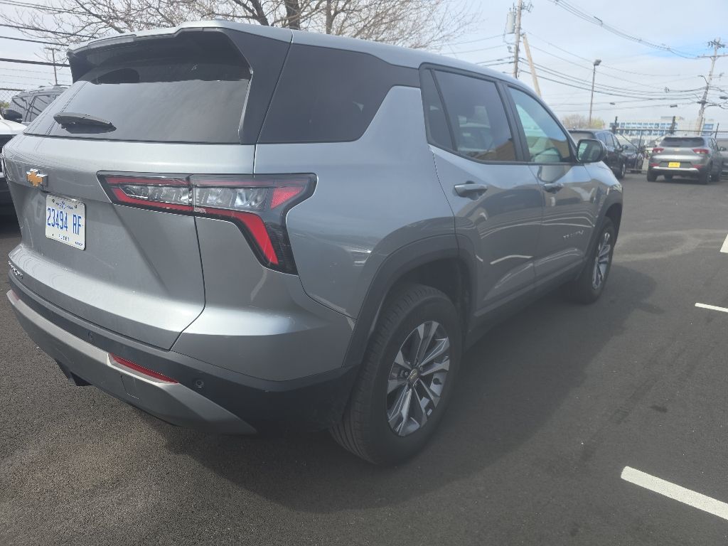 Thumbnail: 2025 Chevrolet Equinox - 4