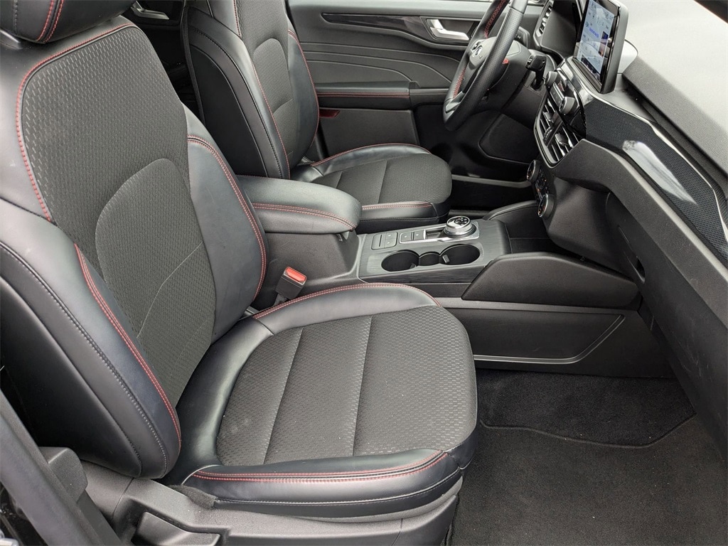 Thumbnail: 2025 Ford Escape - 40