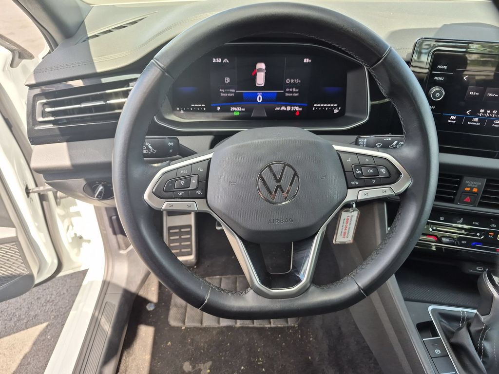 Thumbnail: 2025 Volkswagen Jetta - 23