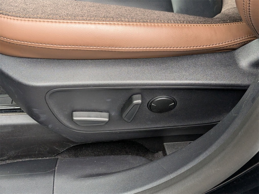 Thumbnail: 2025 Ford Bronco Sport - 16