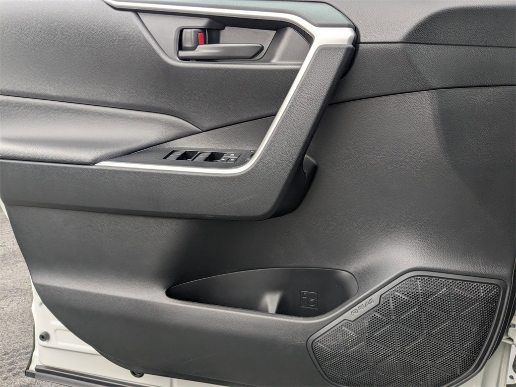 Thumbnail: 2025 Toyota RAV4 - 13