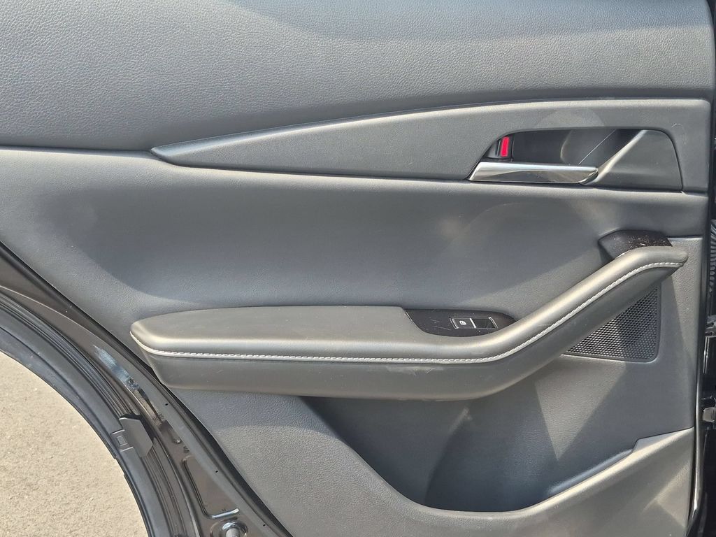 Thumbnail: 2025 Mazda CX-30 - 26