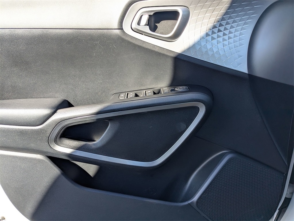 Thumbnail: 2024 Kia Soul - 13