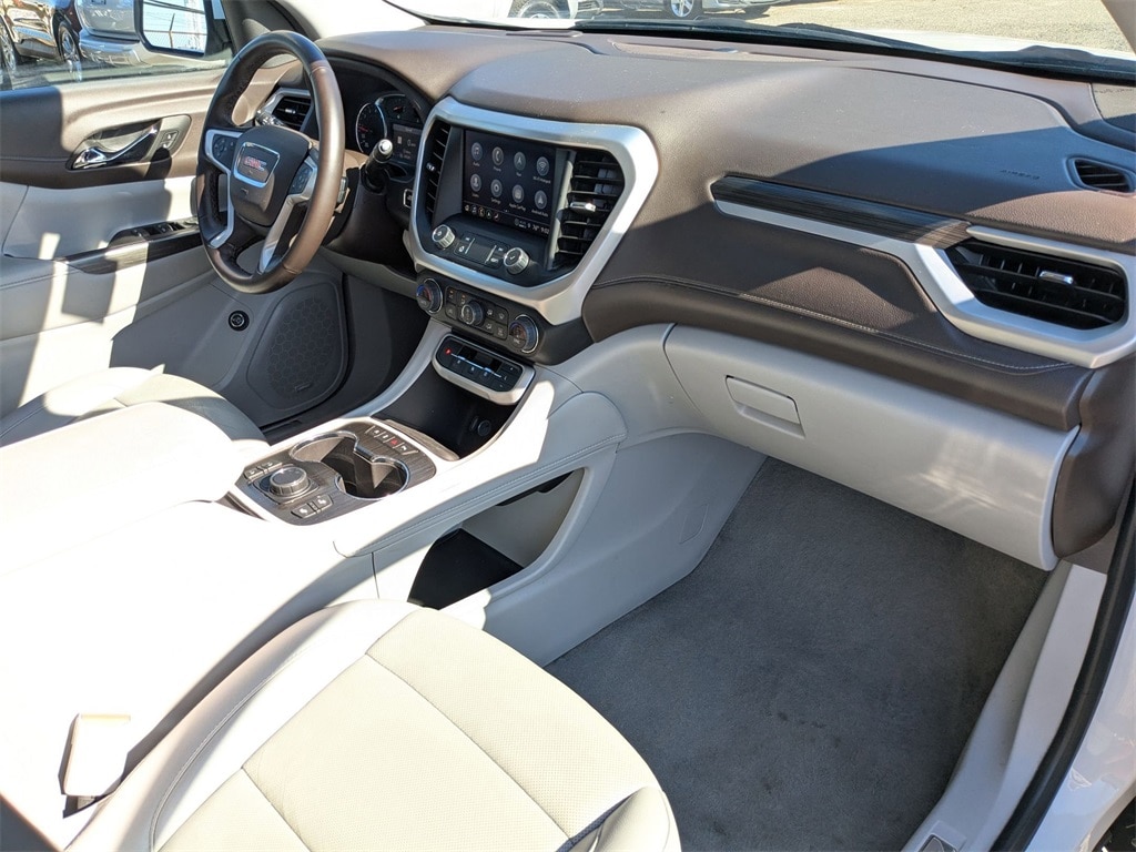 Thumbnail: 2023 GMC Acadia - 36