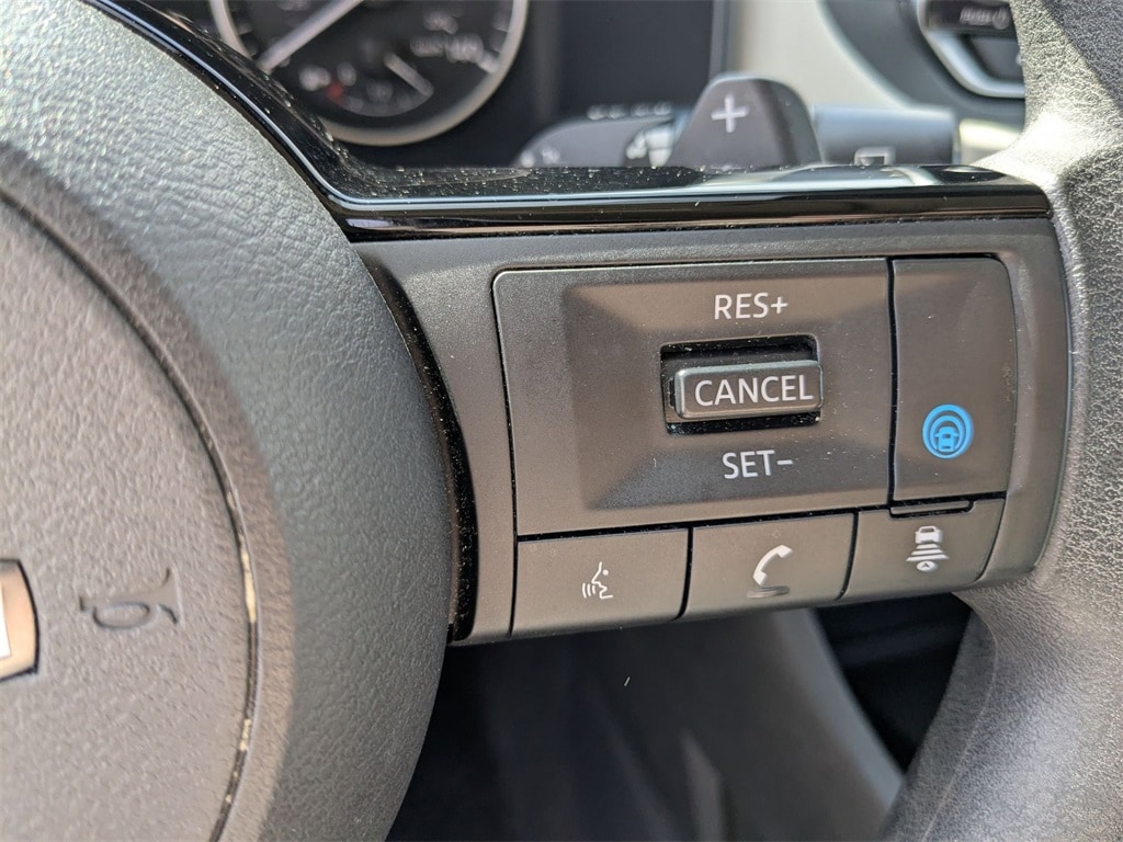 2023 Nissan Rogue SV 20