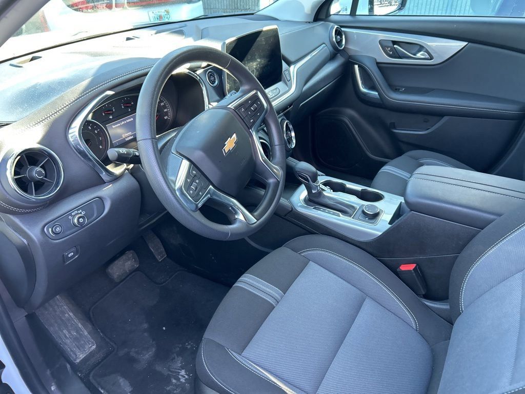 Thumbnail: 2025 Chevrolet Blazer - 7