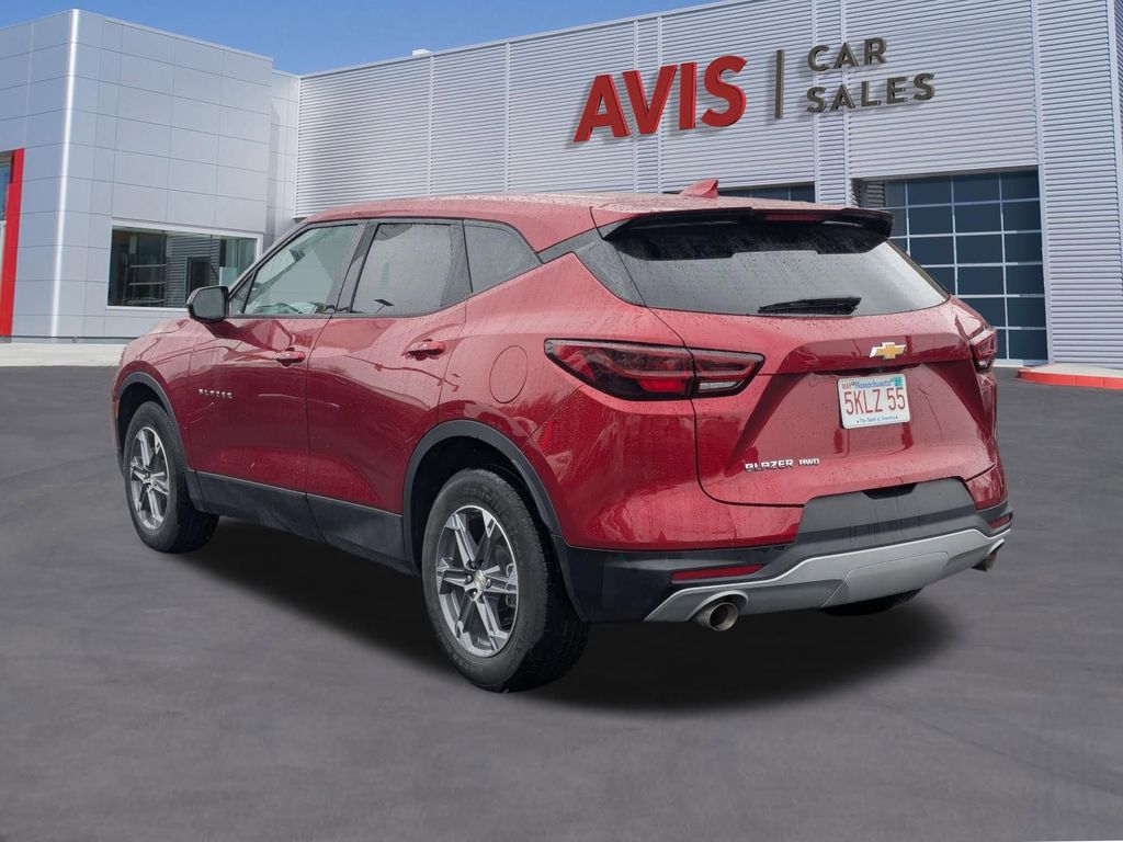 Thumbnail: 2025 Chevrolet Blazer - 9