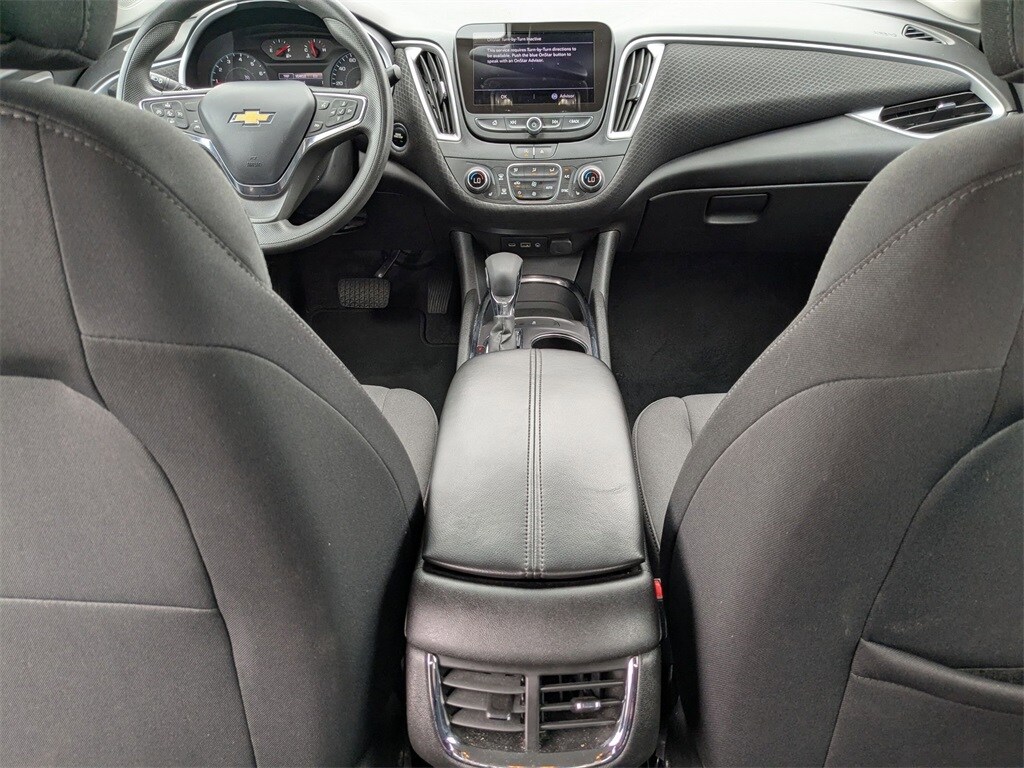 Thumbnail: 2023 Chevrolet Malibu - 32