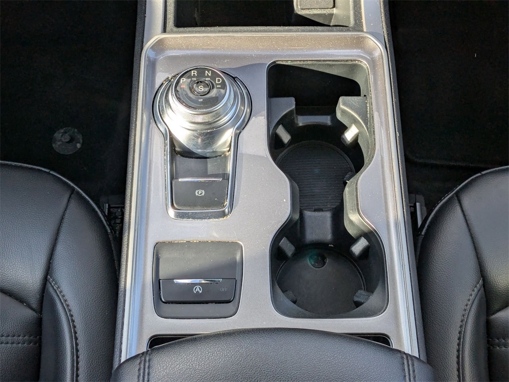 Thumbnail: 2024 Ford Edge - 25