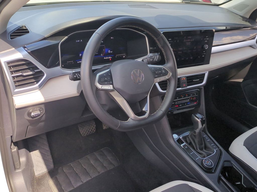 Thumbnail: 2025 Volkswagen Taos - 13