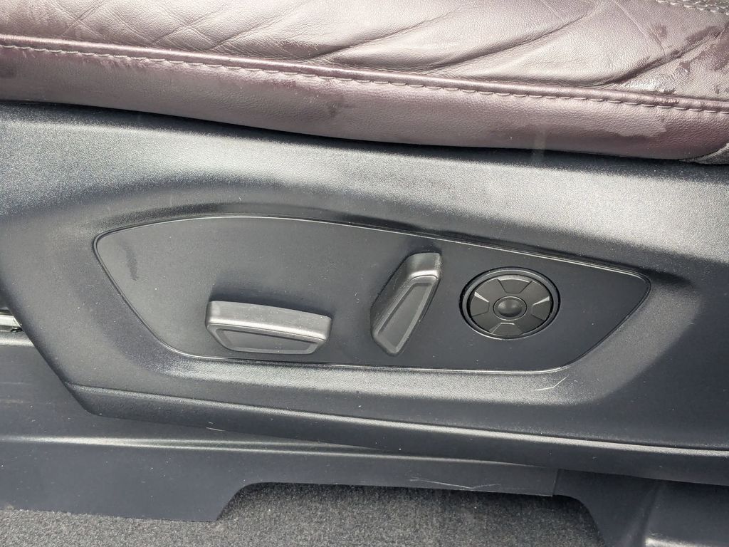 Thumbnail: 2025 Ford Explorer - 14