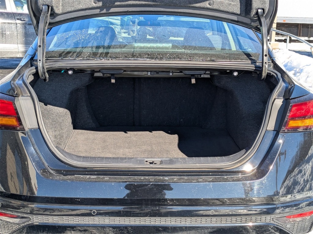 Thumbnail: 2024 Nissan Altima - 25