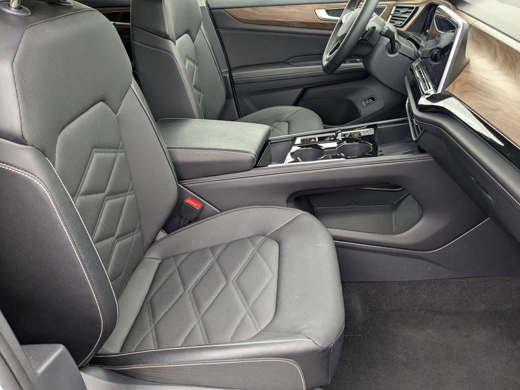 Thumbnail: 2025 Volkswagen Atlas - 35