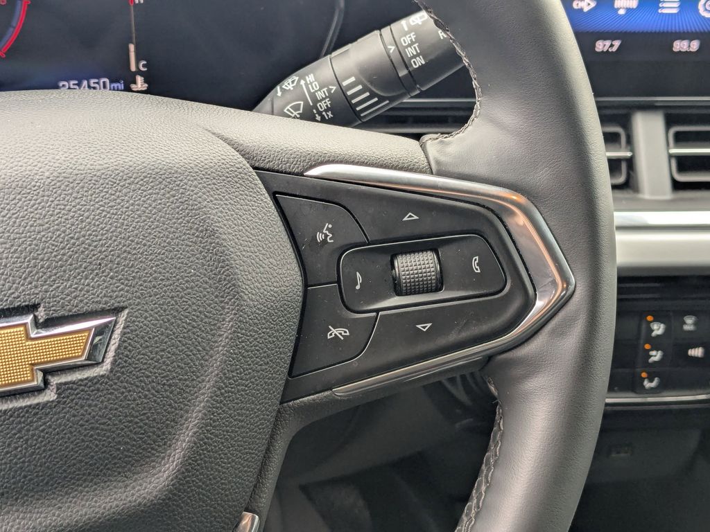 Thumbnail: 2025 Chevrolet Trax - 18