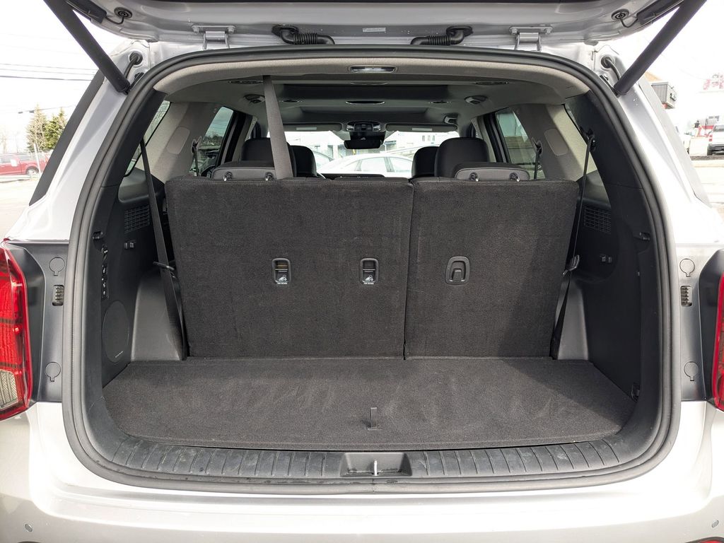 Thumbnail: 2025 Hyundai Palisade - 31