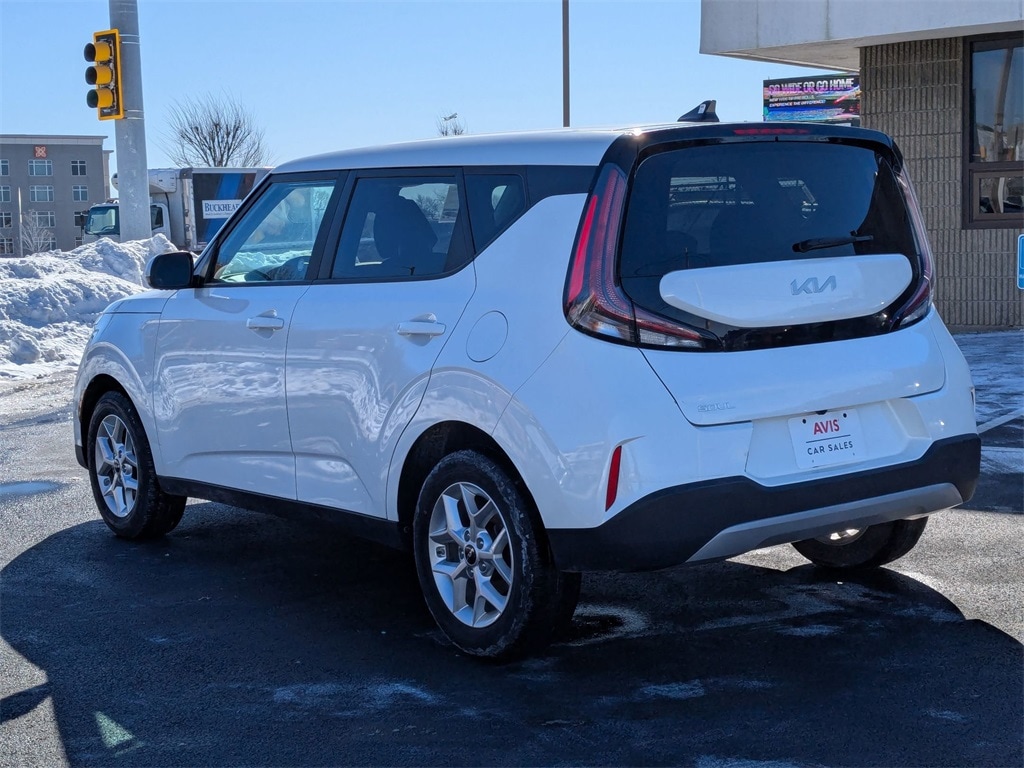 Thumbnail: 2024 Kia Soul - 3