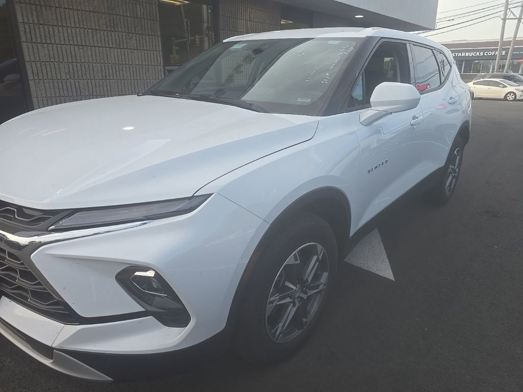 Thumbnail: 2025 Chevrolet Blazer - 1