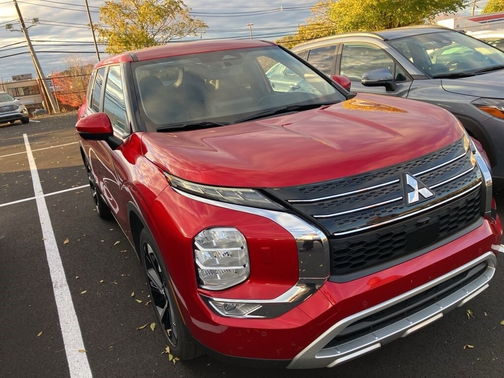 Certified 2024 Mitsubishi Outlander SE SUV