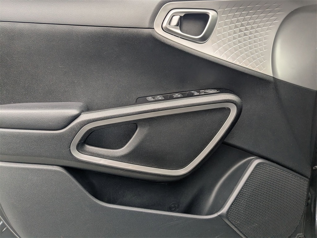 Thumbnail: 2024 Kia Soul - 13