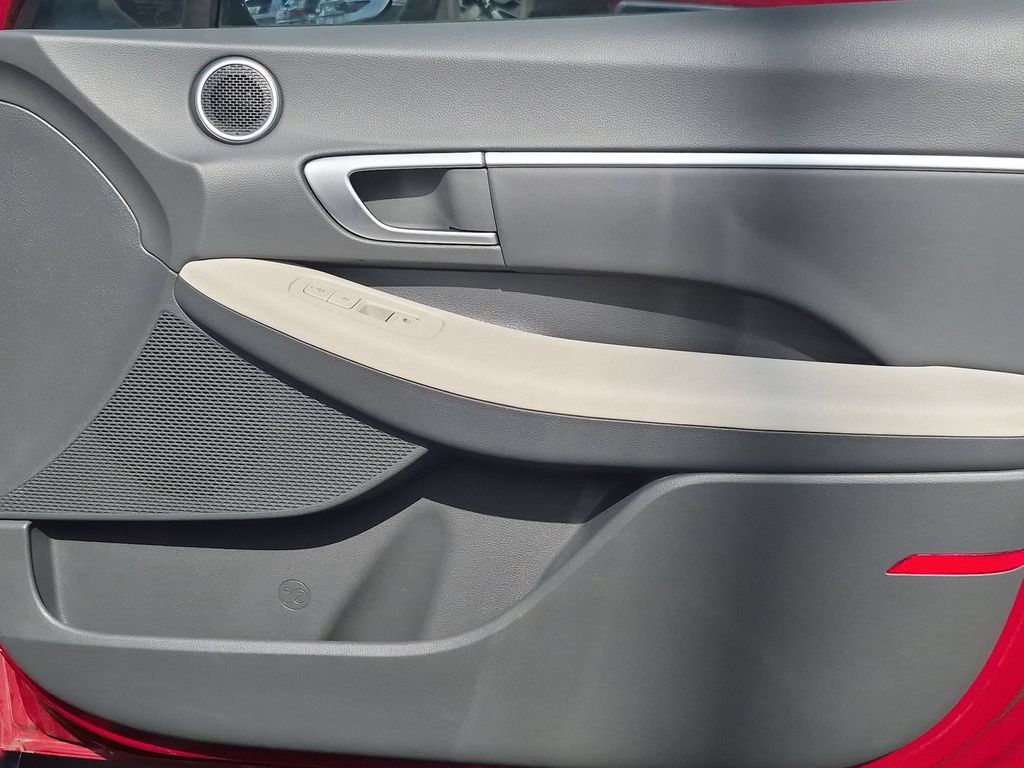 Thumbnail: 2025 Hyundai Sonata - 33