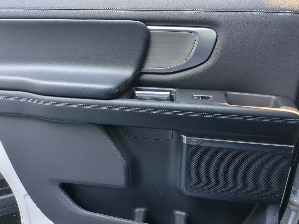 Thumbnail: 2025 Ford Expedition MAX - 27