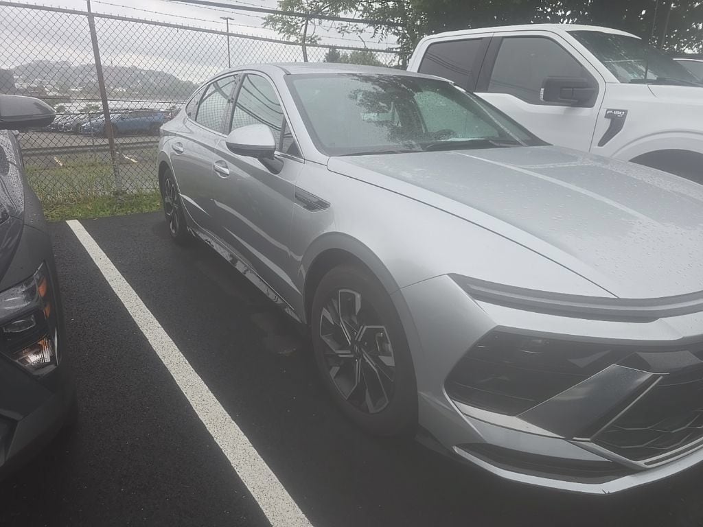 Thumbnail: 2025 Hyundai Sonata - 3