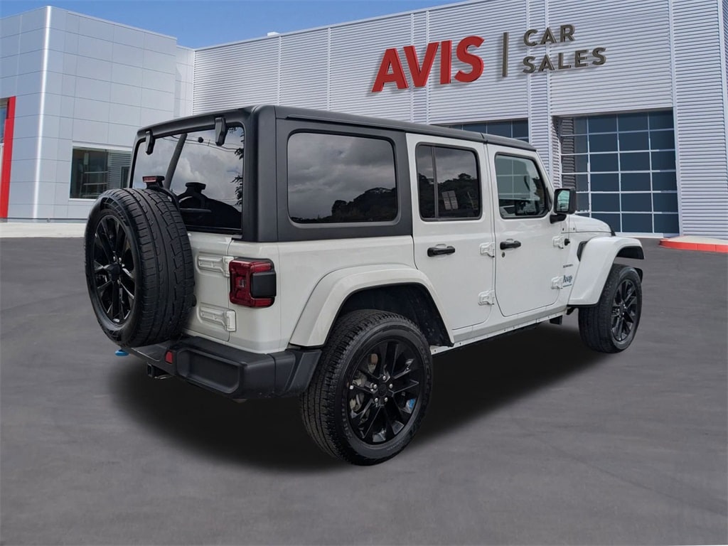 Thumbnail: 2022 Jeep Wrangler - 5