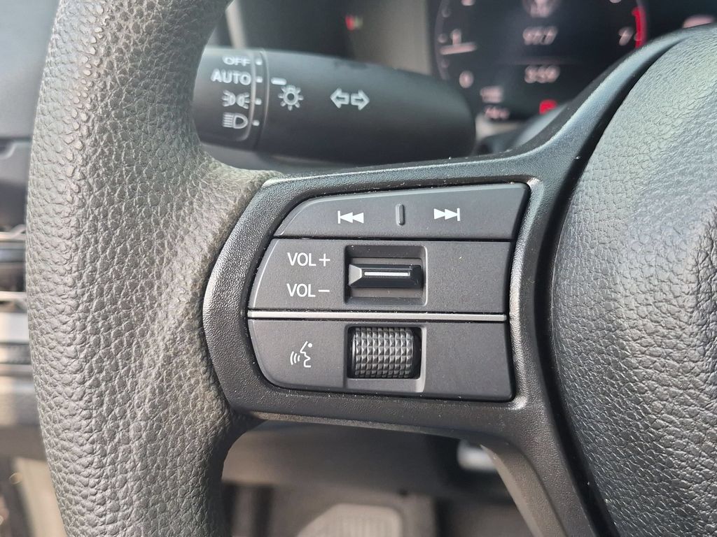 2025 Honda Accord LX - Photo 19