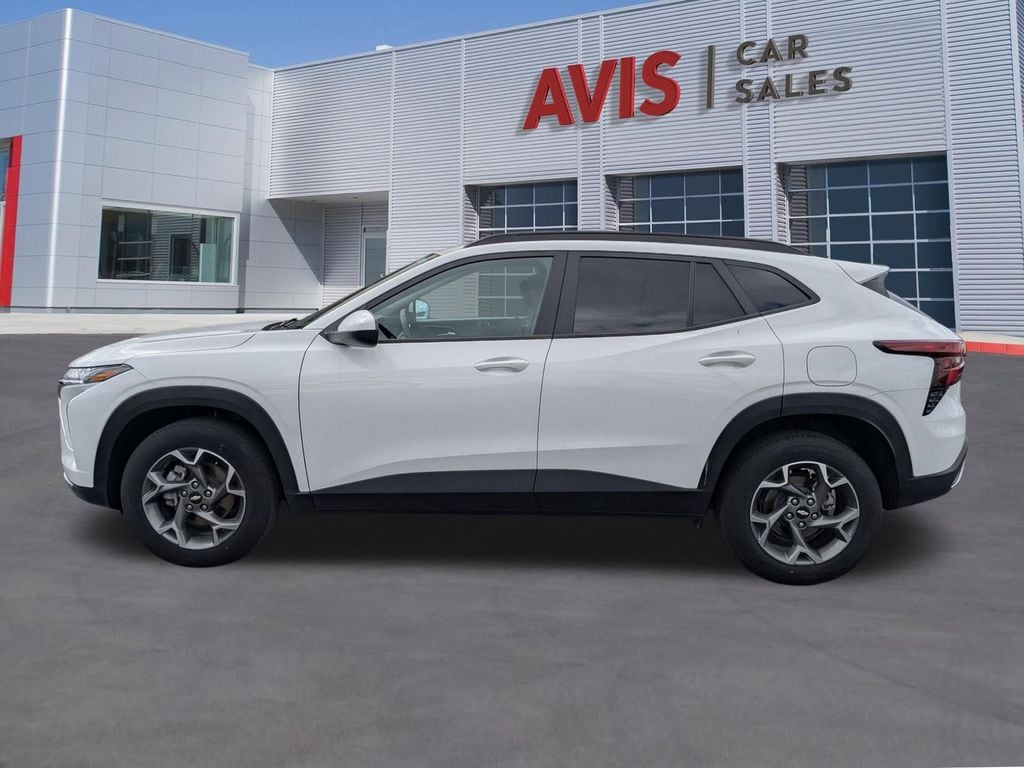 Thumbnail: 2025 Chevrolet Trax - 10