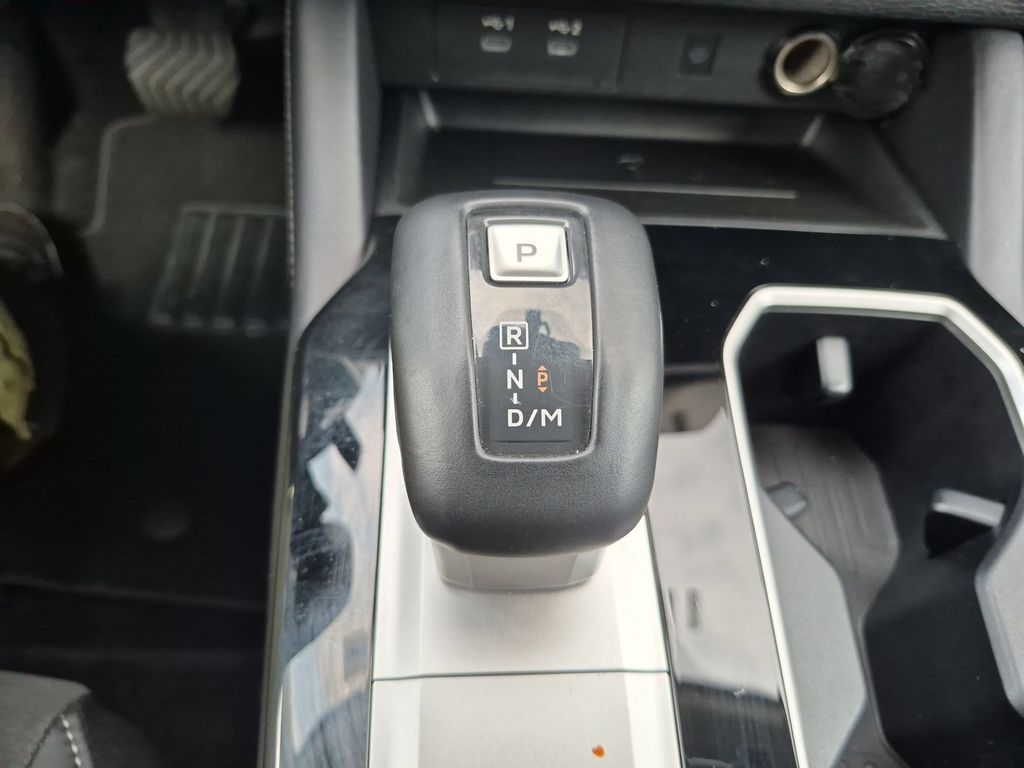 Thumbnail: 2025 Mitsubishi Outlander - 20