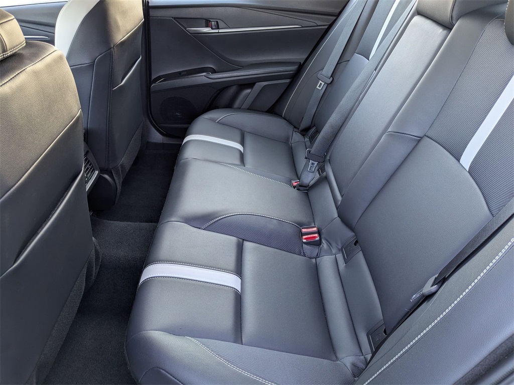 Thumbnail: 2025 Toyota Camry - 28