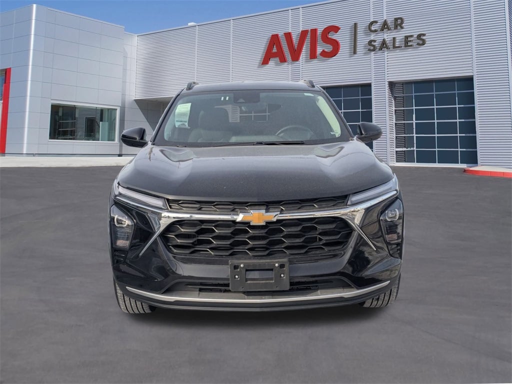 Thumbnail: 2025 Chevrolet Trax - 10