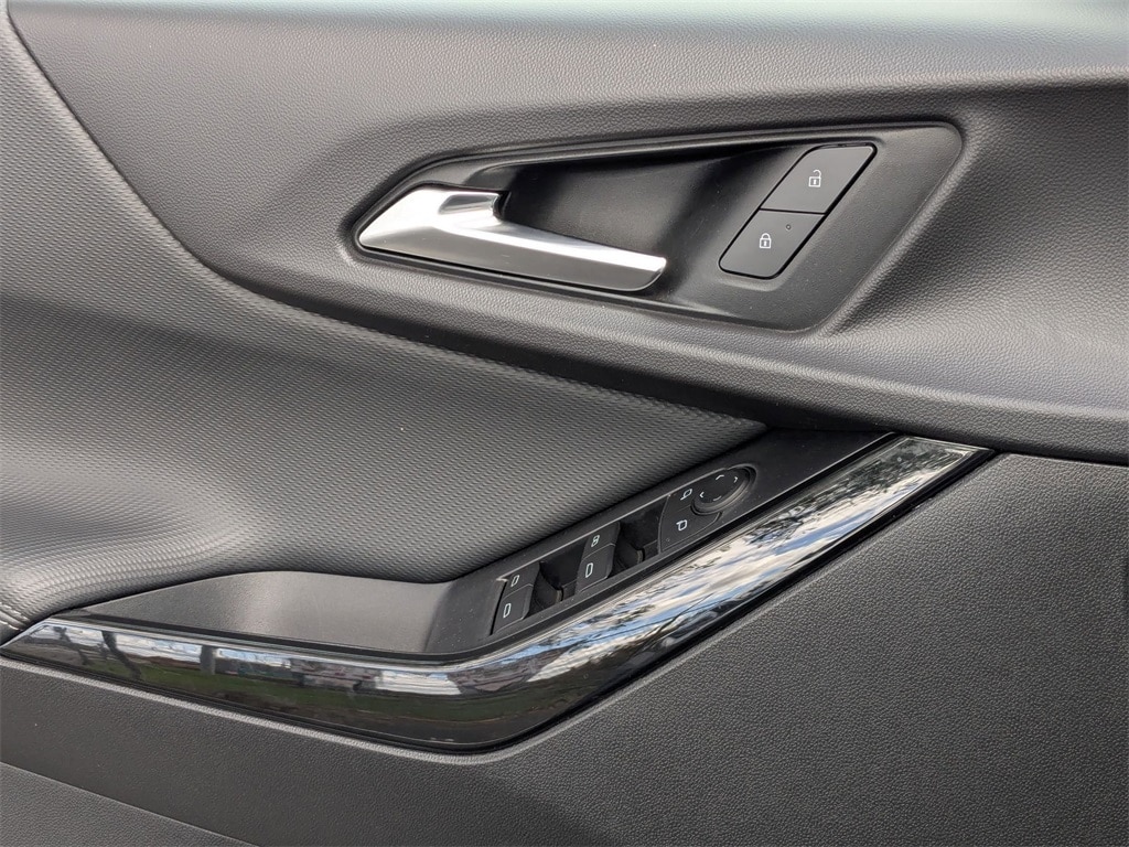 Thumbnail: 2025 Chevrolet Equinox - 14