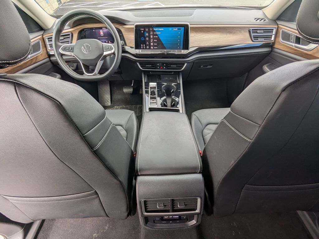 Thumbnail: 2025 Volkswagen Atlas - 27