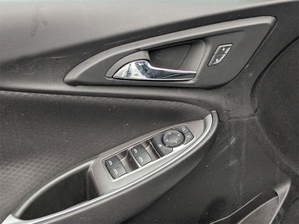 Thumbnail: 2024 Chevrolet Malibu - 14