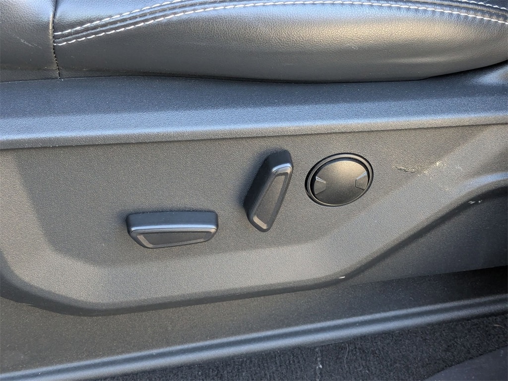 Thumbnail: 2025 Ford Expedition MAX - 16