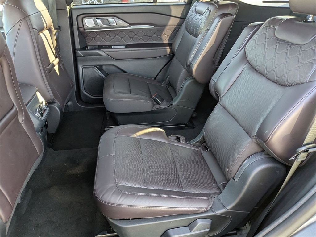 Thumbnail: 2025 Ford Explorer - 29