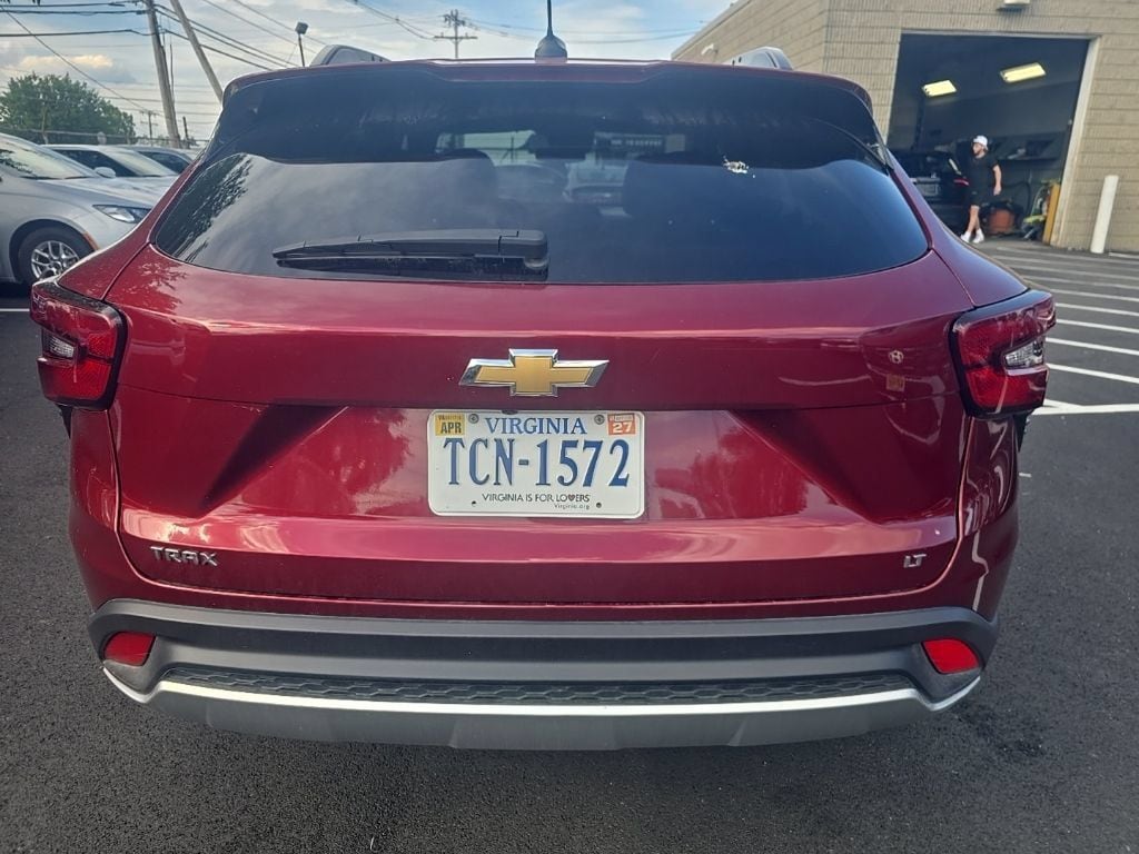 Thumbnail: 2025 Chevrolet Trax - 5
