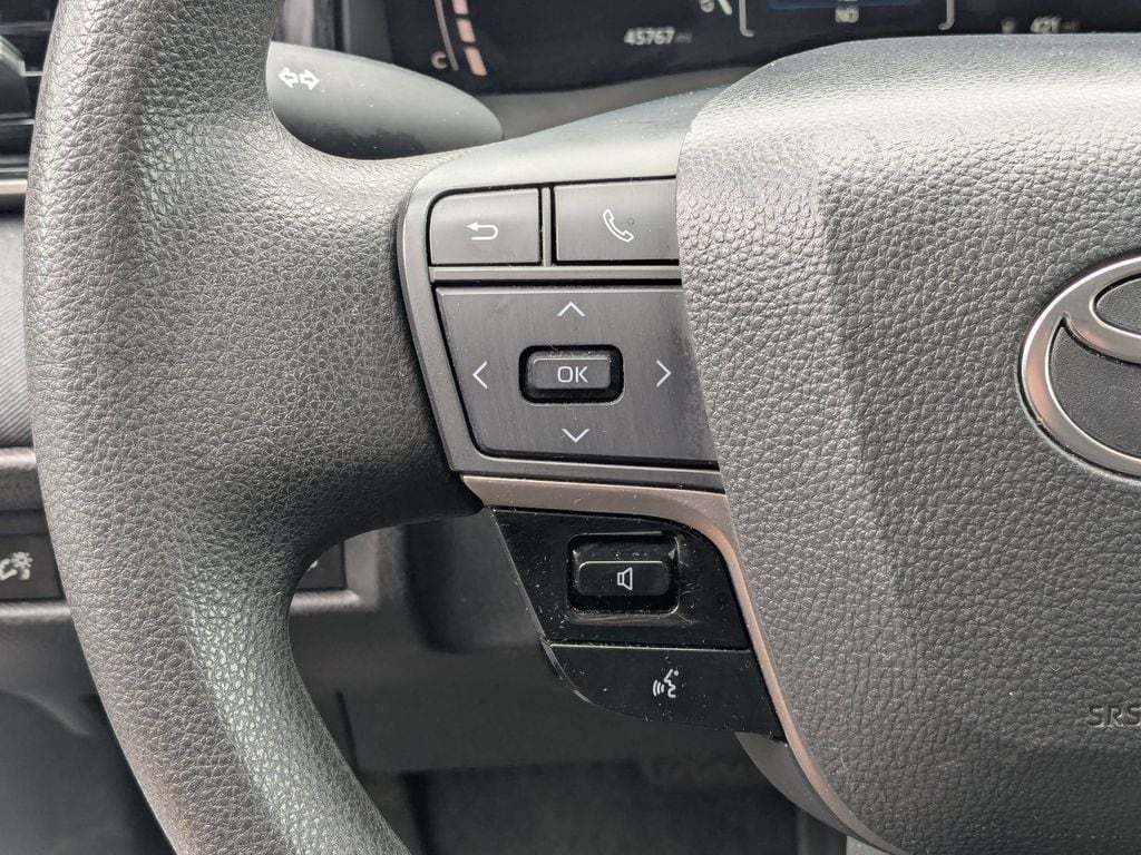 Thumbnail: 2025 Toyota Camry - 17