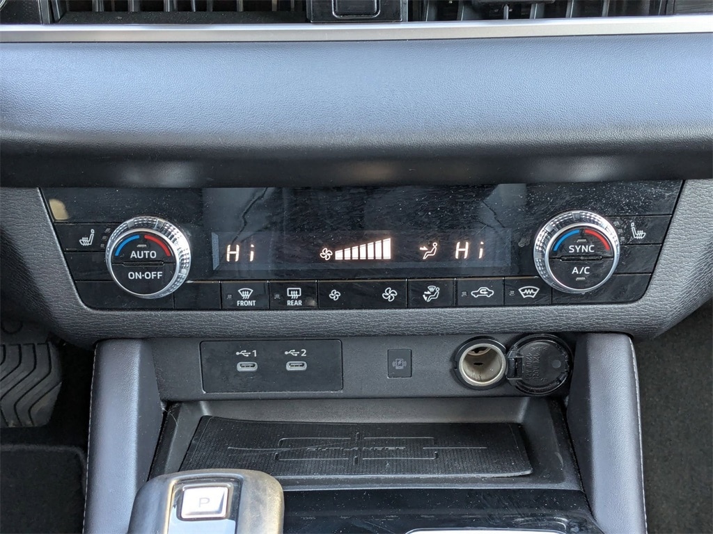 Thumbnail: 2025 Mitsubishi Outlander - 35