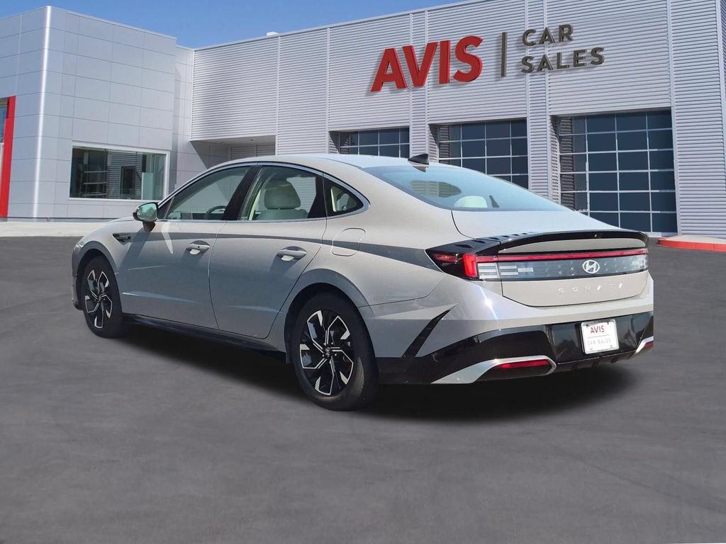 Thumbnail: 2025 Hyundai Sonata - 9