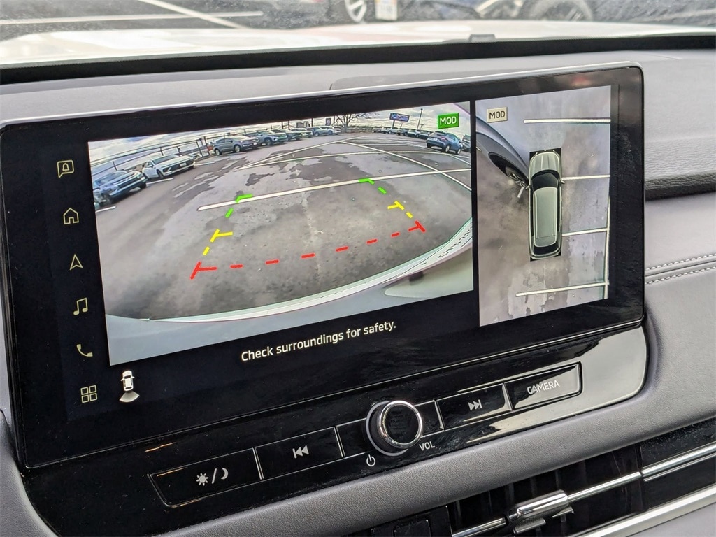 Thumbnail: 2025 Mitsubishi Outlander - 24